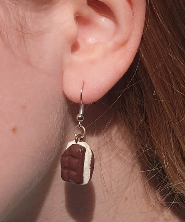 Boucles d’oreilles, motif Chocolat biscuit fourré