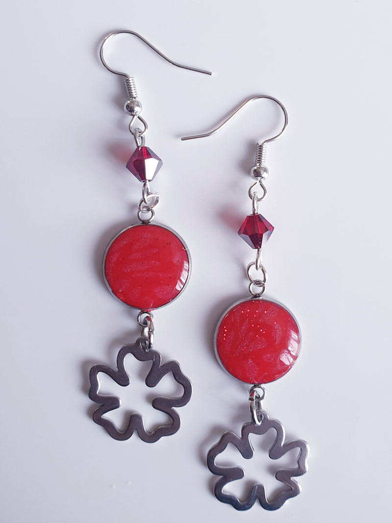 Boucles d’oreilles, motif Passion, forme Fleur rouge